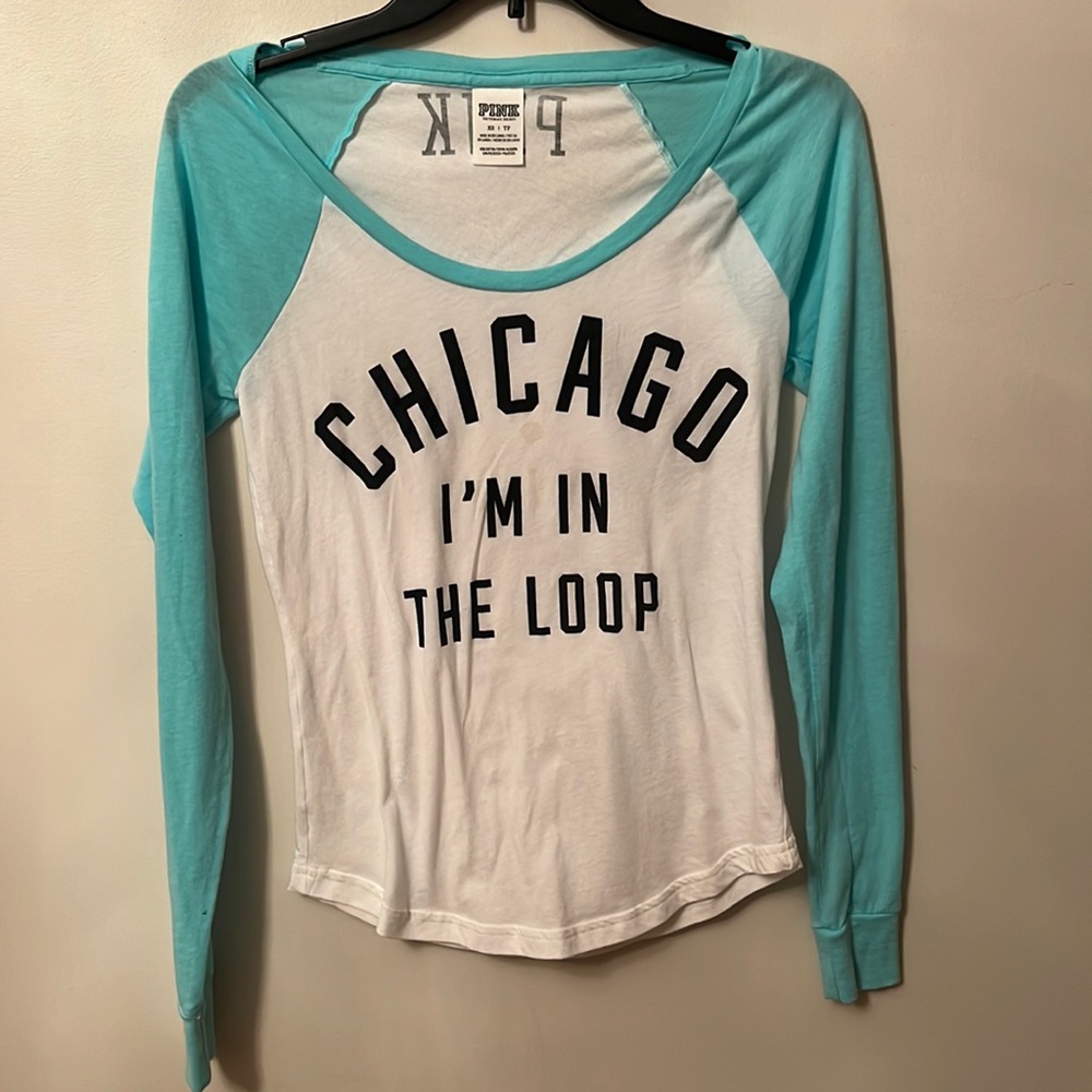 Victoria’s Secret Pink Chicago Tee size XS